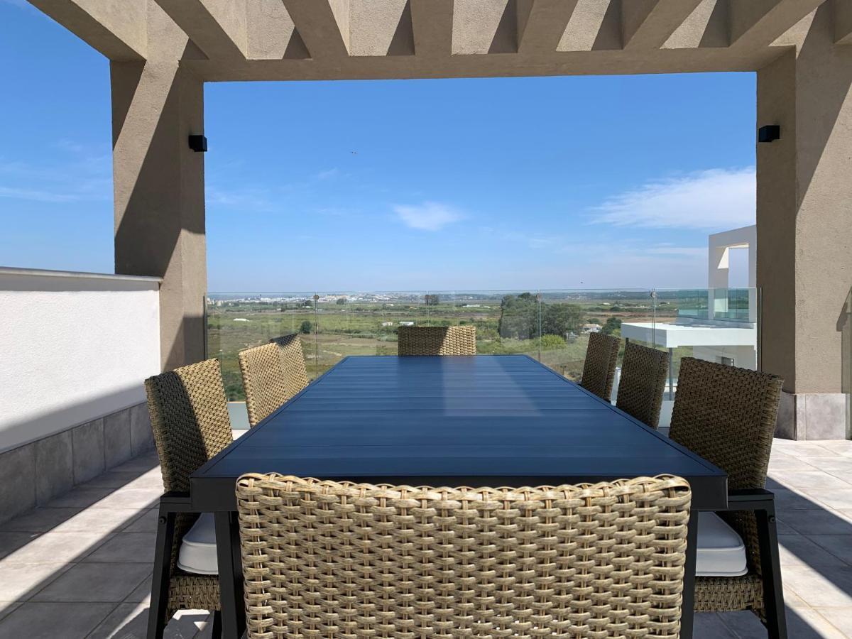 Appartement Penthouse With Wide Terrace Next To The Ocean à Huelva Extérieur photo